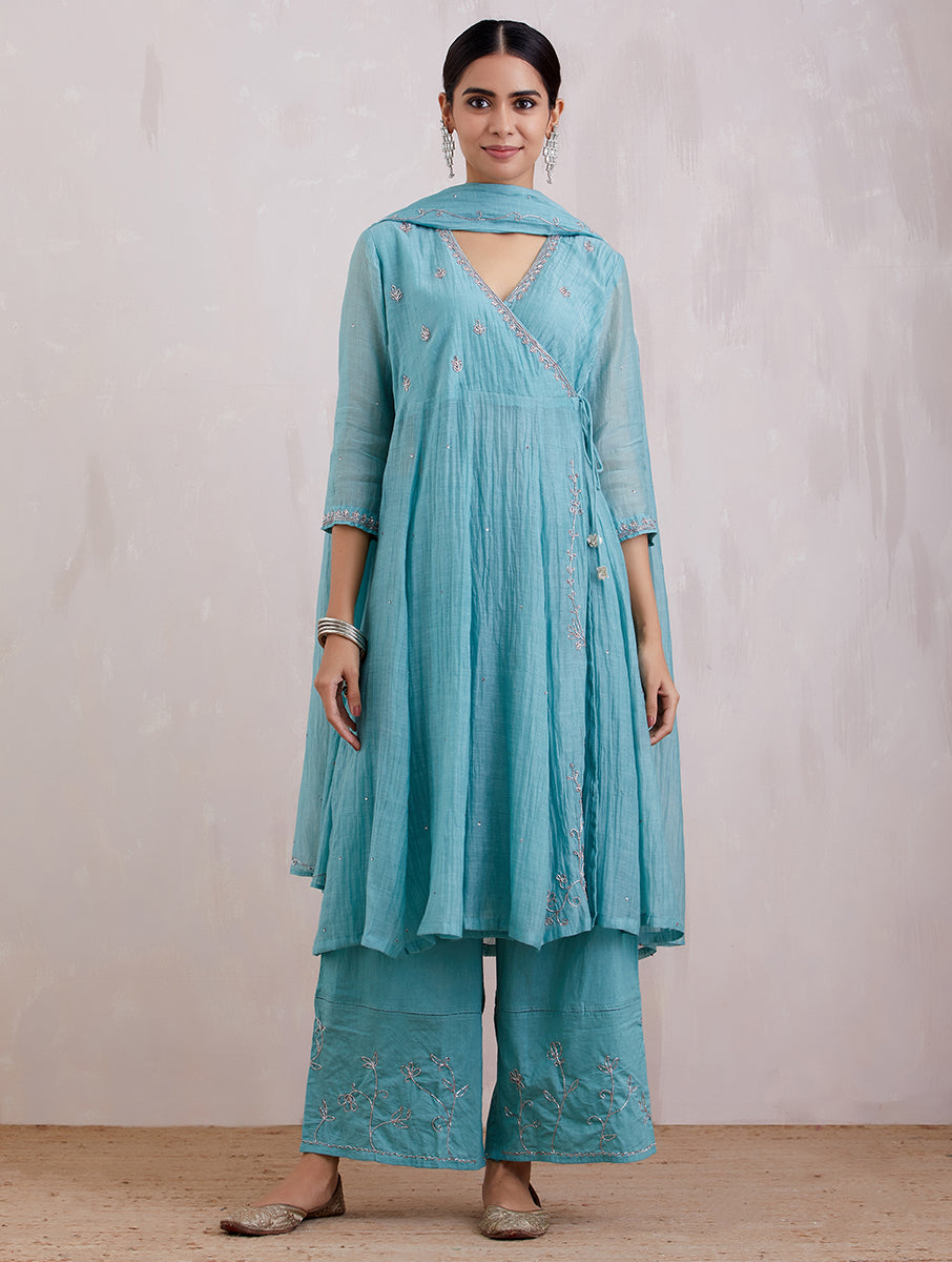 Naqsh Angrakha Kurta Set of 3 of 3