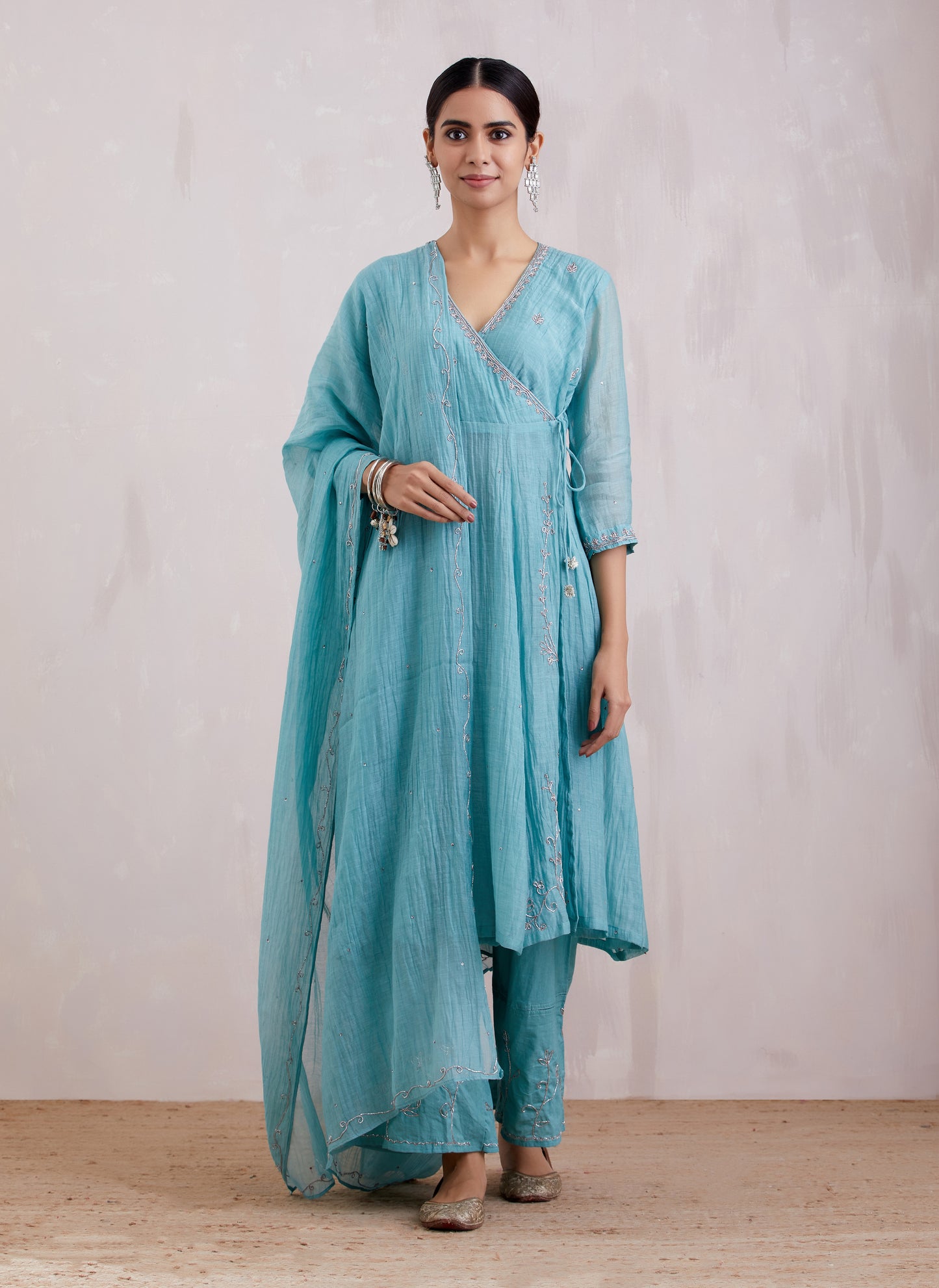 Naqsh Angrakha Kurta Set of 3 of 3