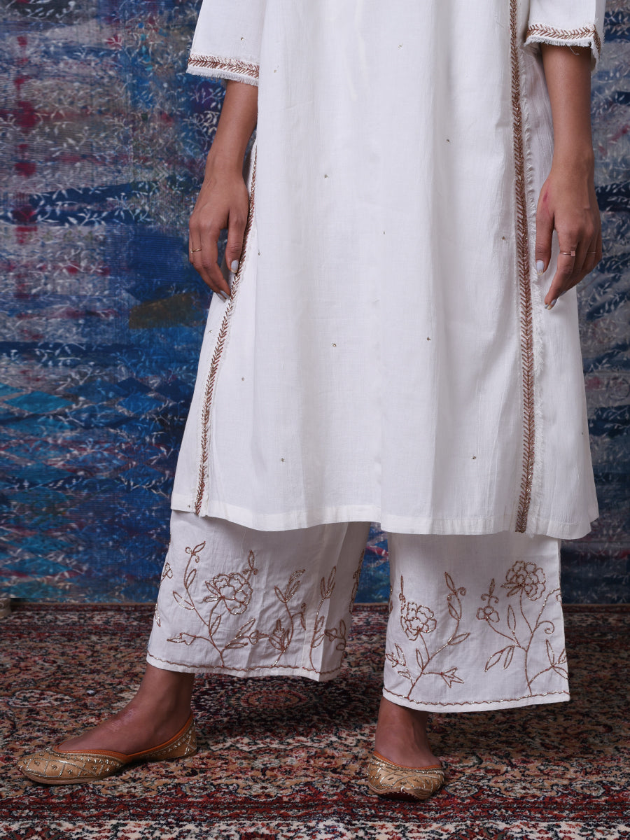 Ahjaza Boat Neck Kurta, Pajama Set