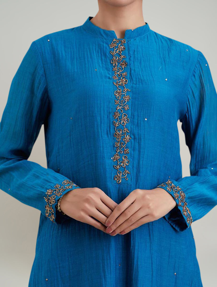 Women Teal Cotton Silk Embroidered Collar Neck Straight Kurta