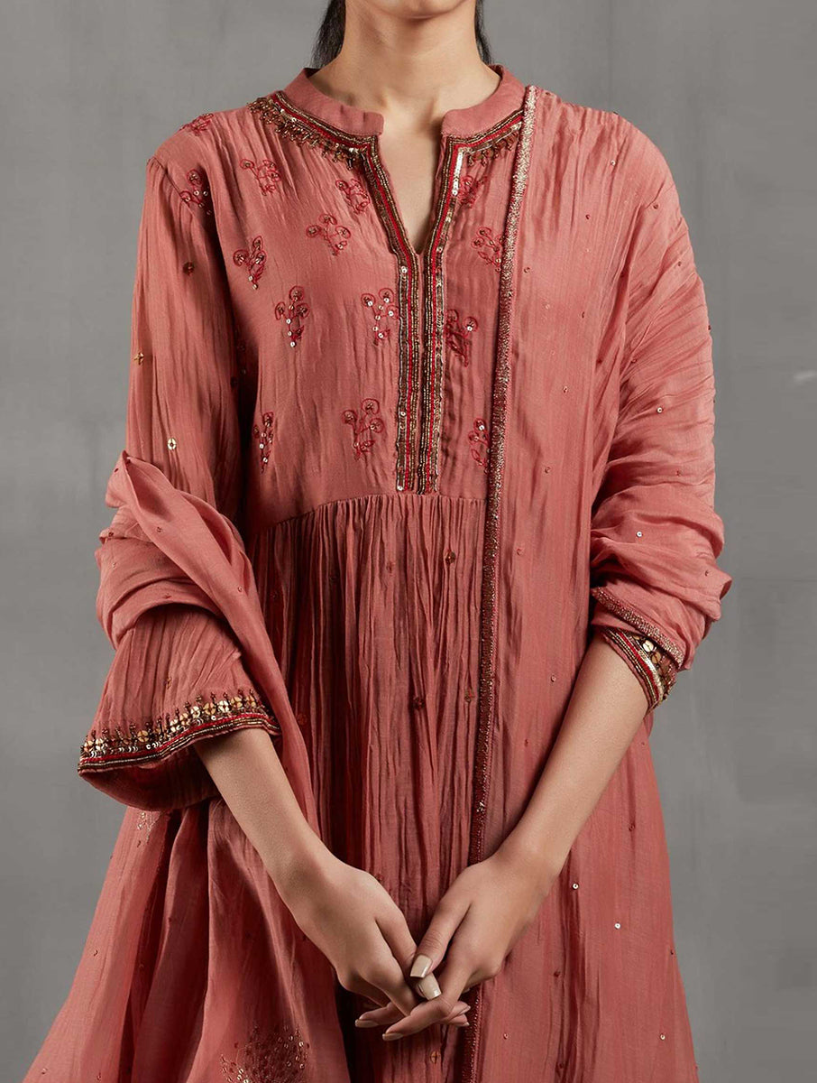Noori - Collar Kurta set
