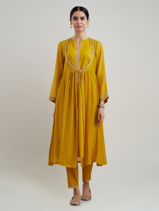 Naqsh Shrug  Kurta