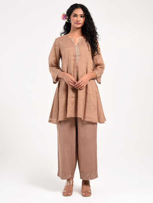 Khushbu Gold Kurta Pant Set