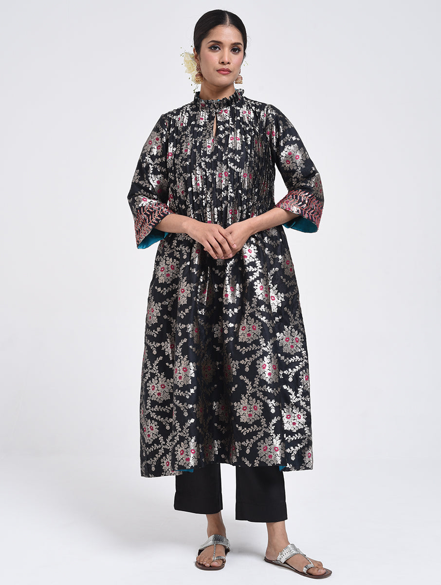 Kanchan Black Kurta Set