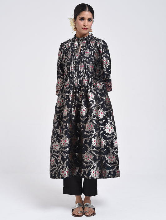 Kanchan Black Kurta Set