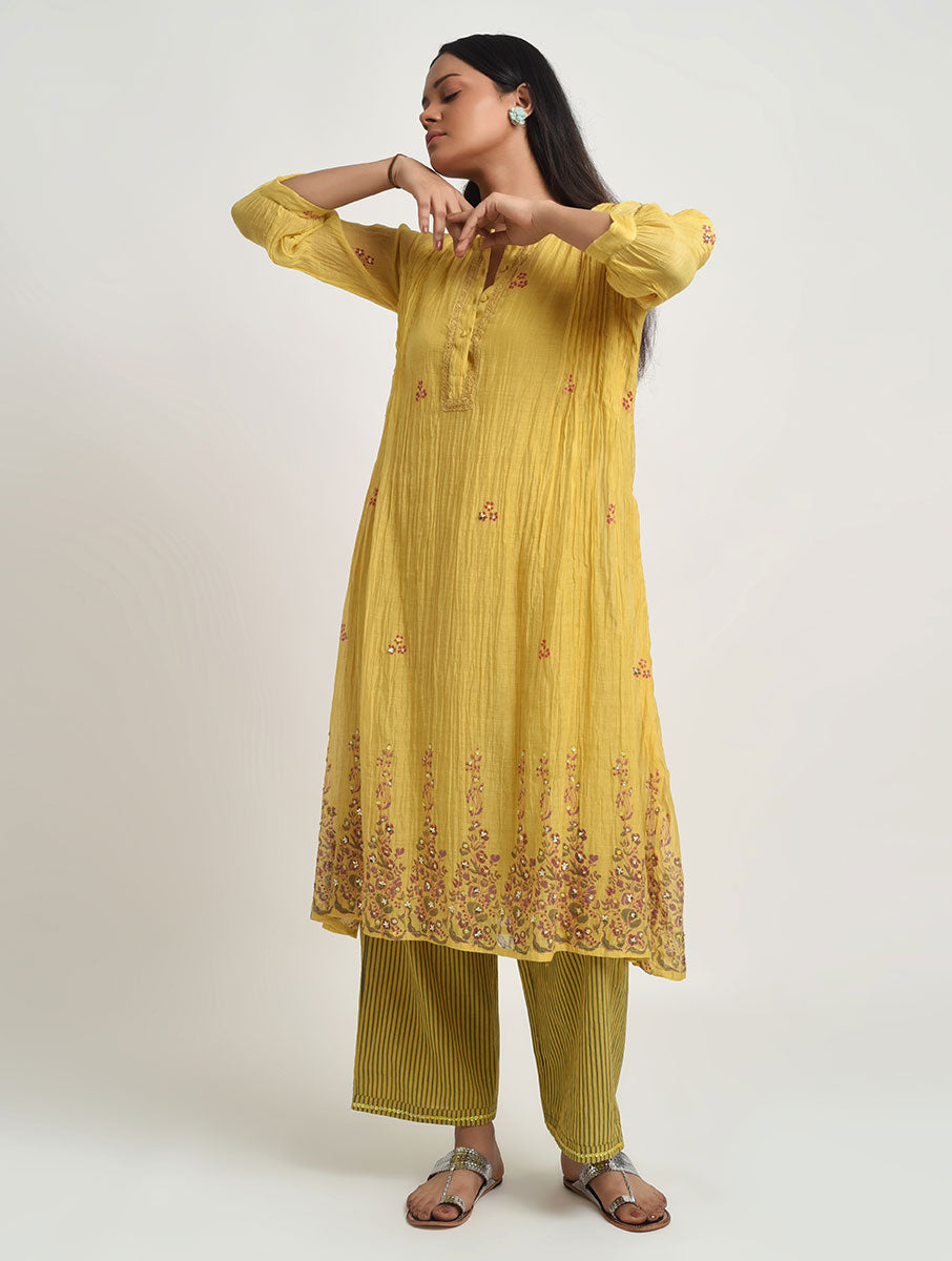 Gudhal-12 Buttoned Kurta