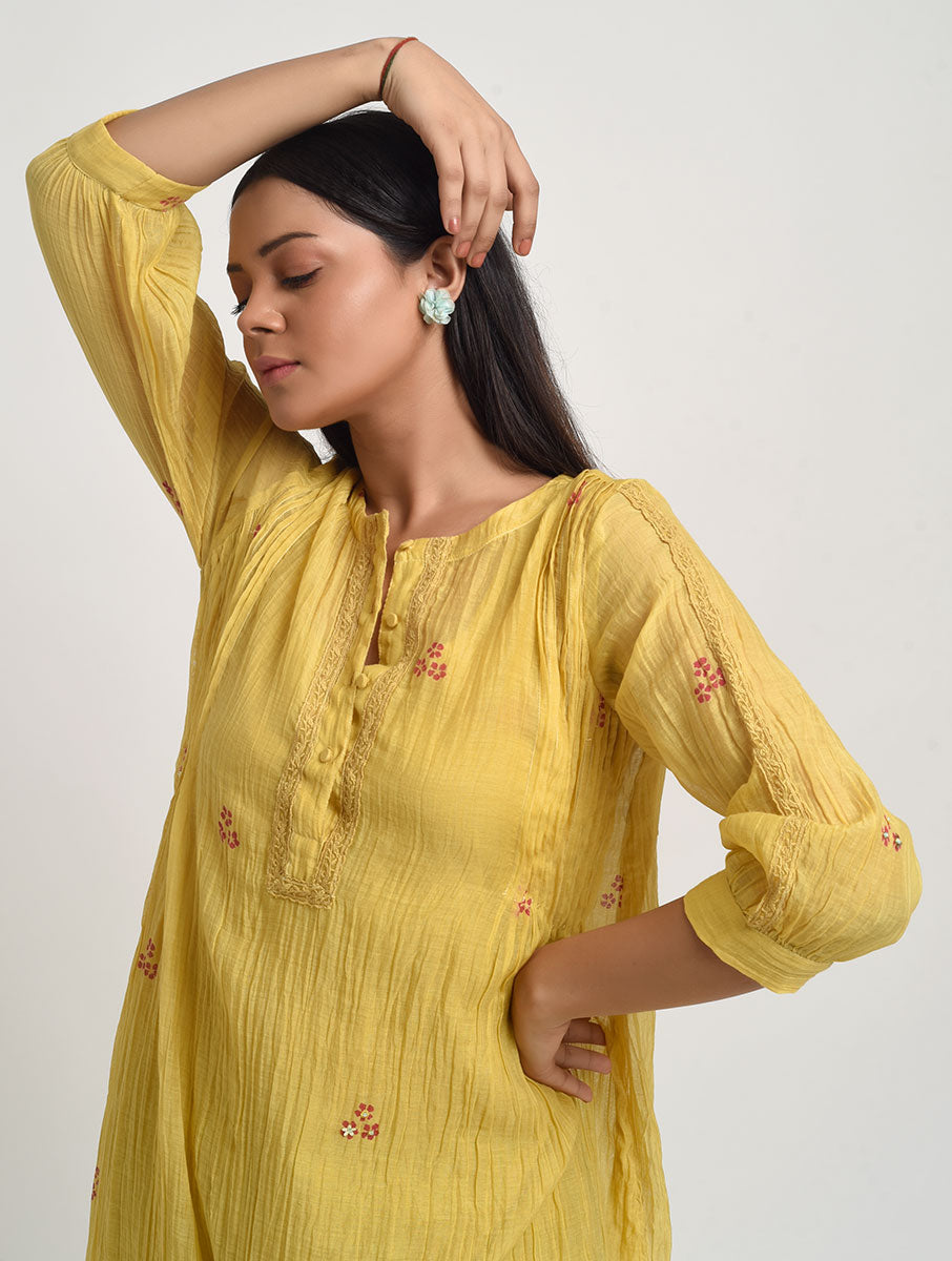 Gudhal-12 Buttoned Kurta