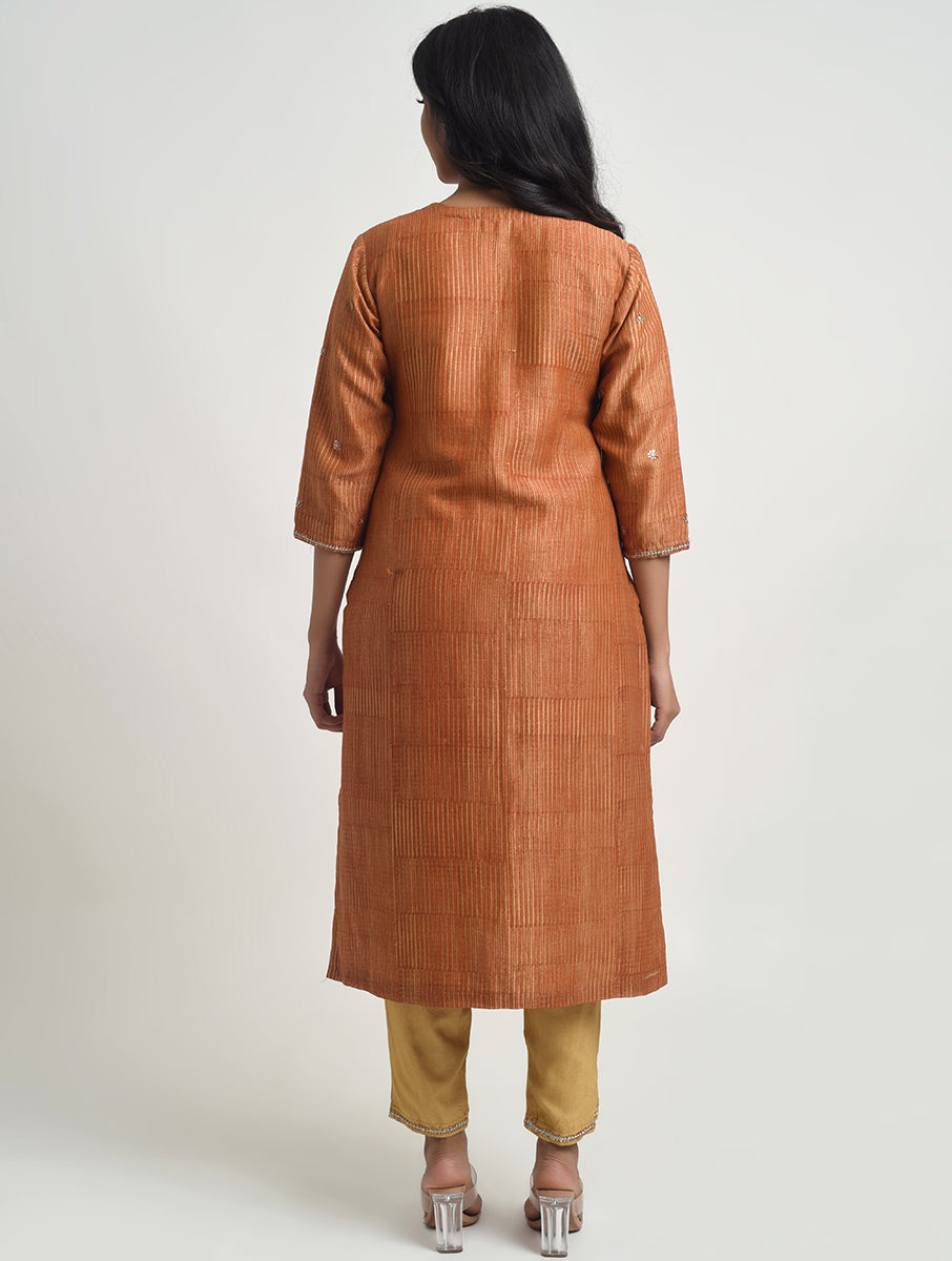 Bela Round neck Kurta