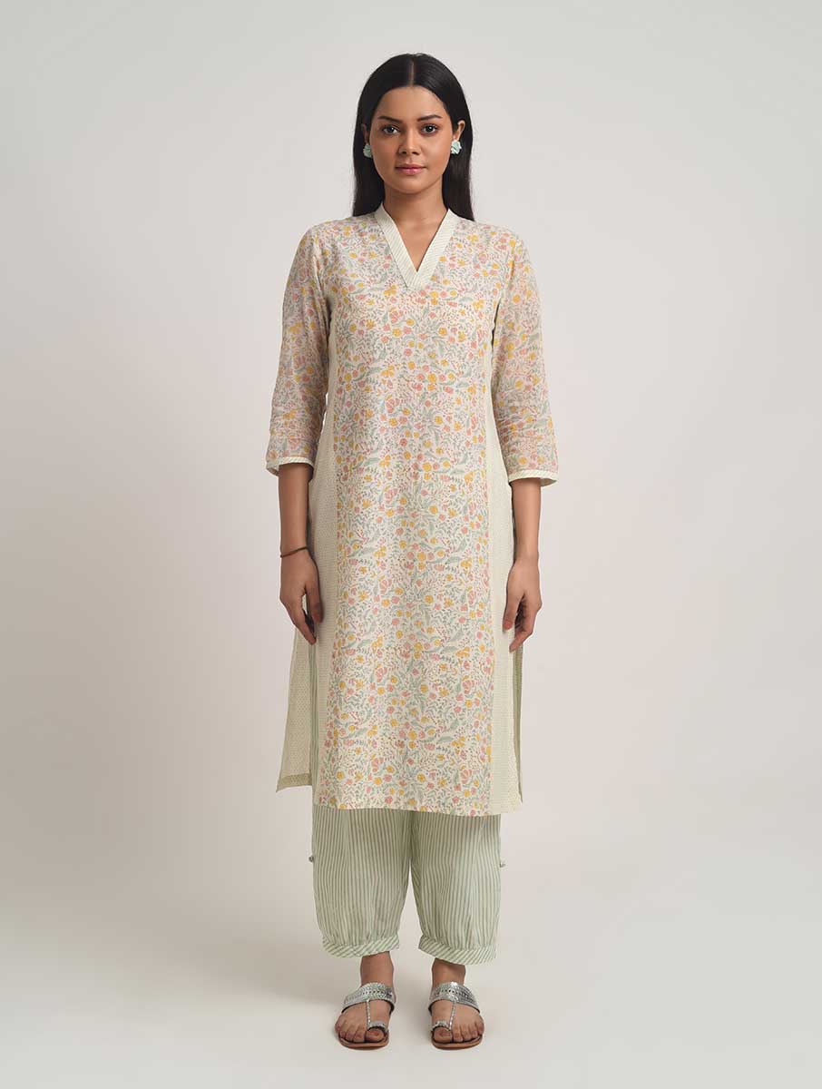 Kado V- Neck Kurta