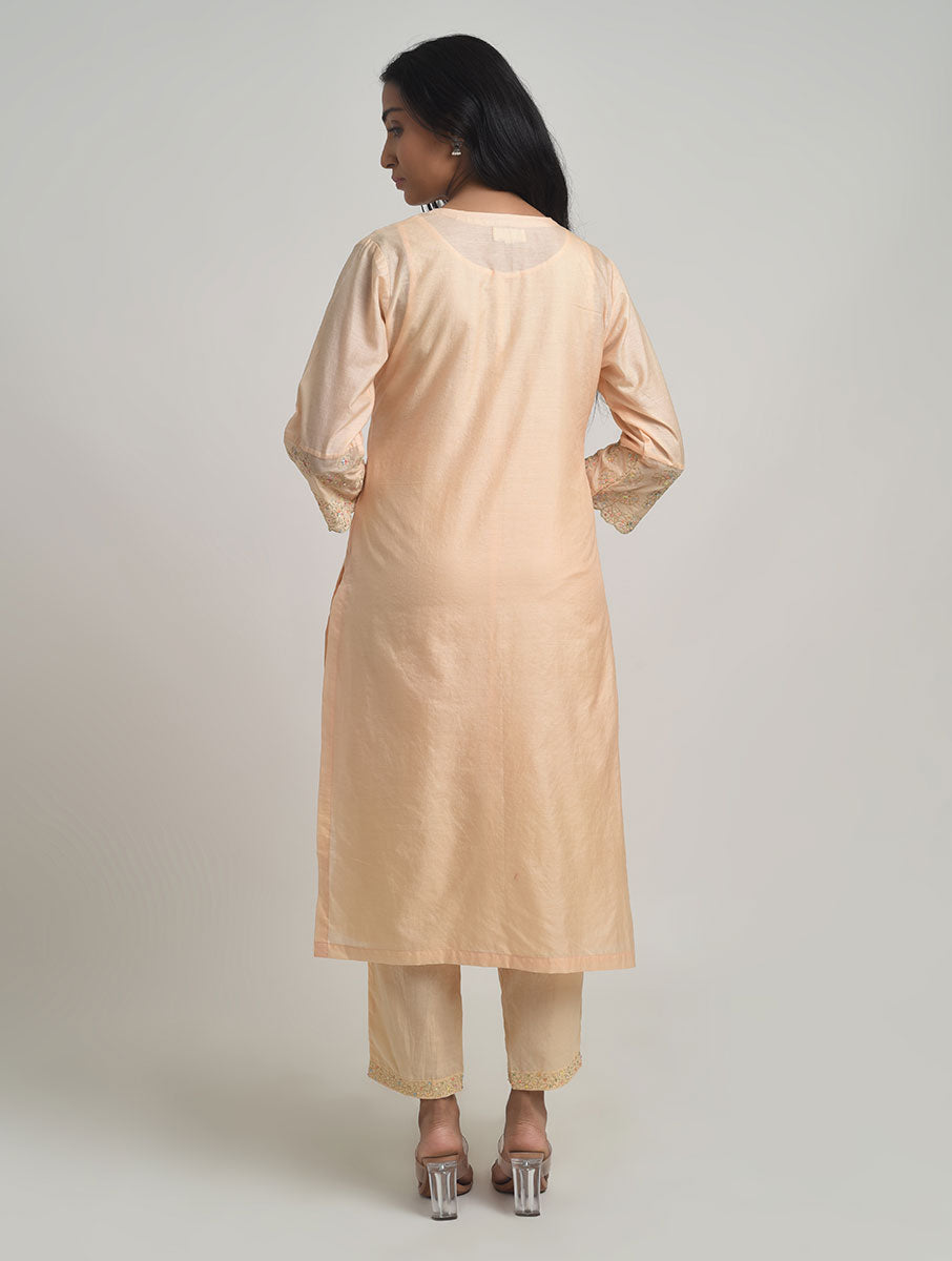 Indri Kurta