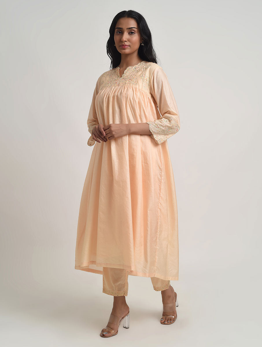 Indri Yok Kurta