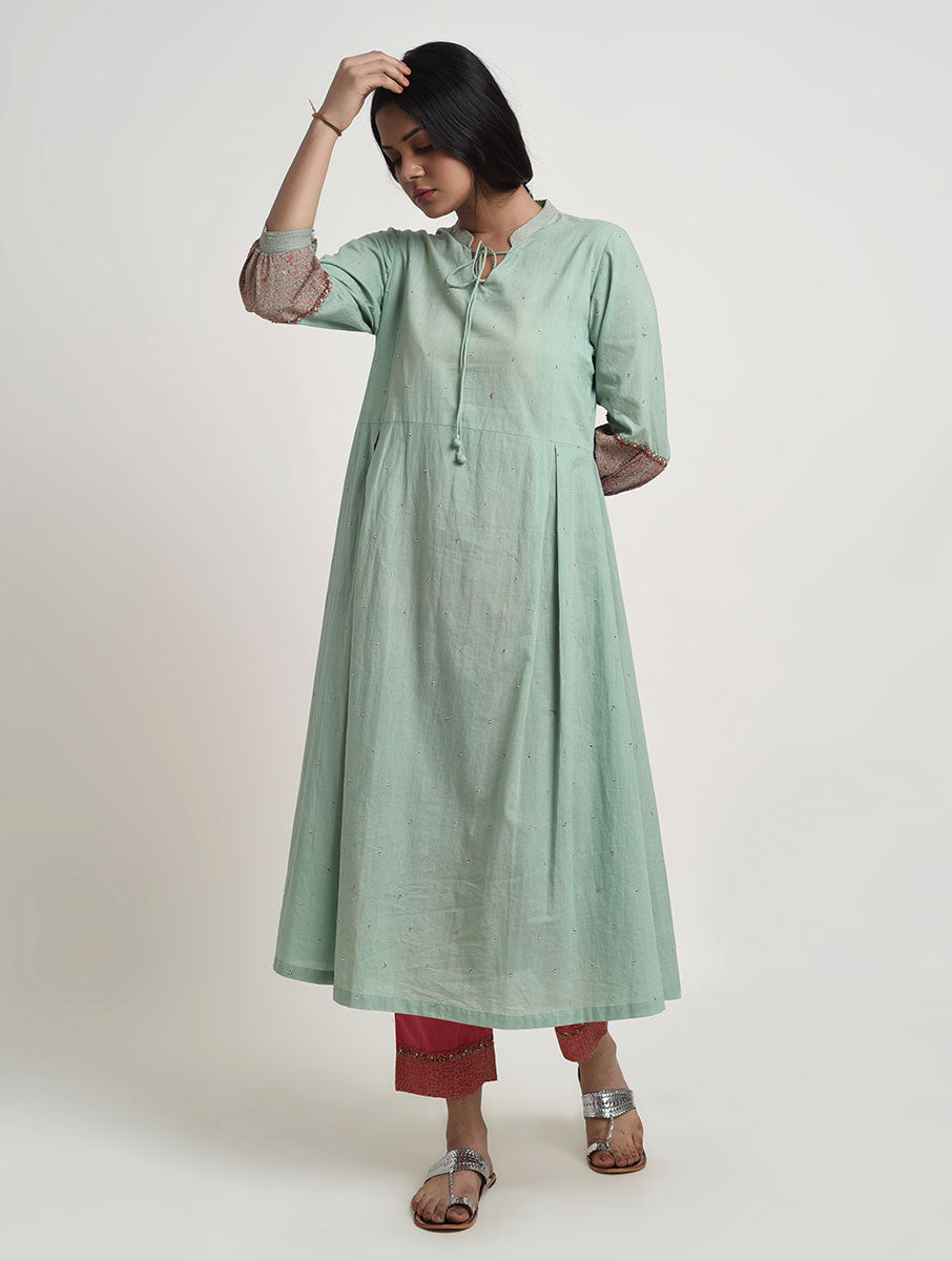 Tabeer Collar Neck Kurta