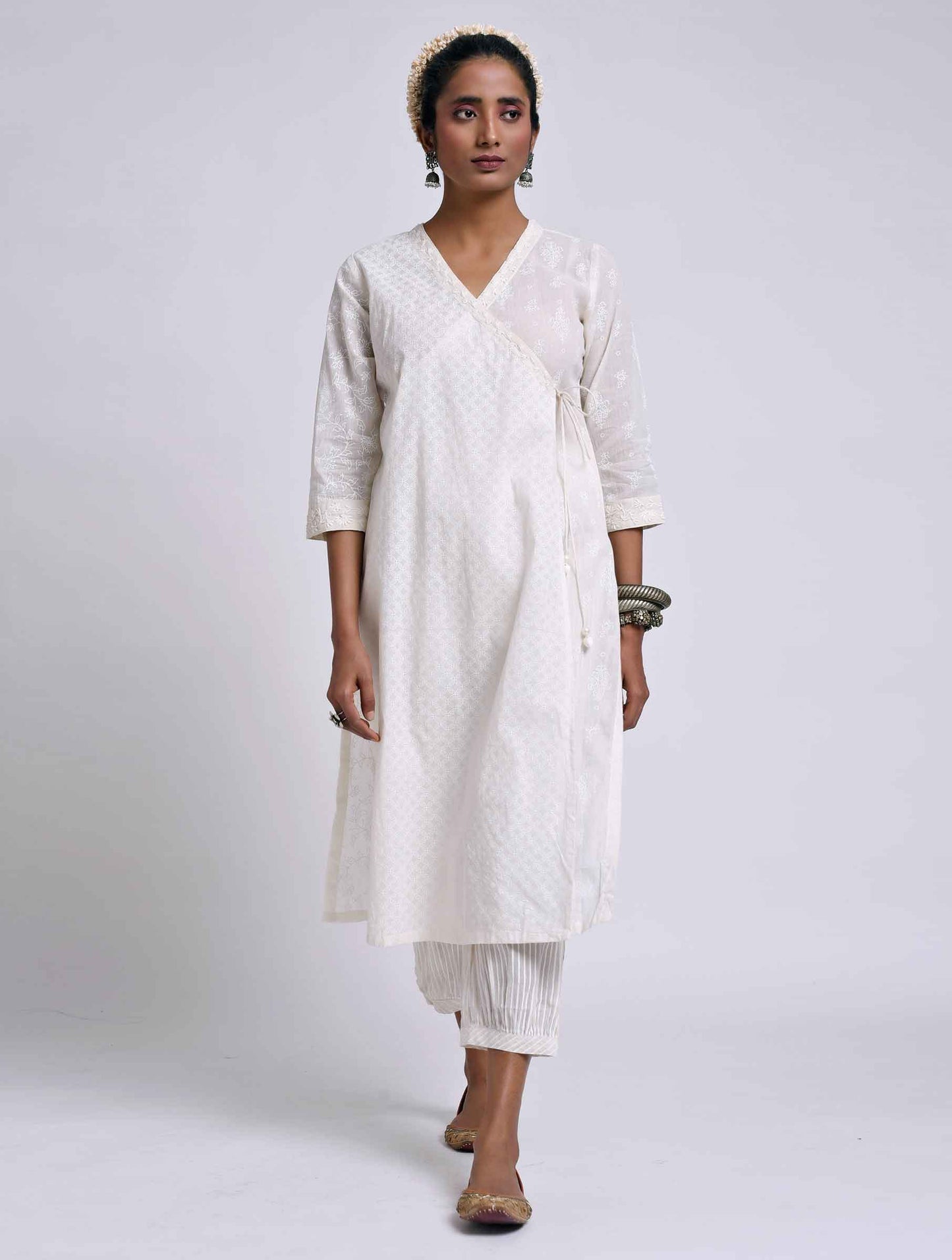 Meera V Neck Kurta