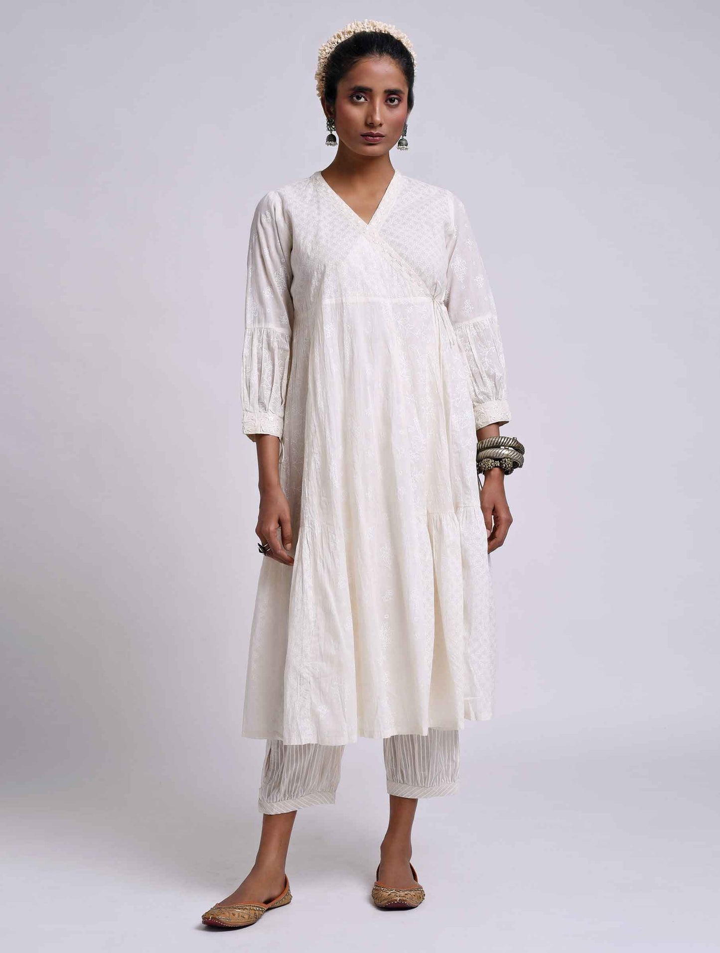 Meera Angarkha Kurta