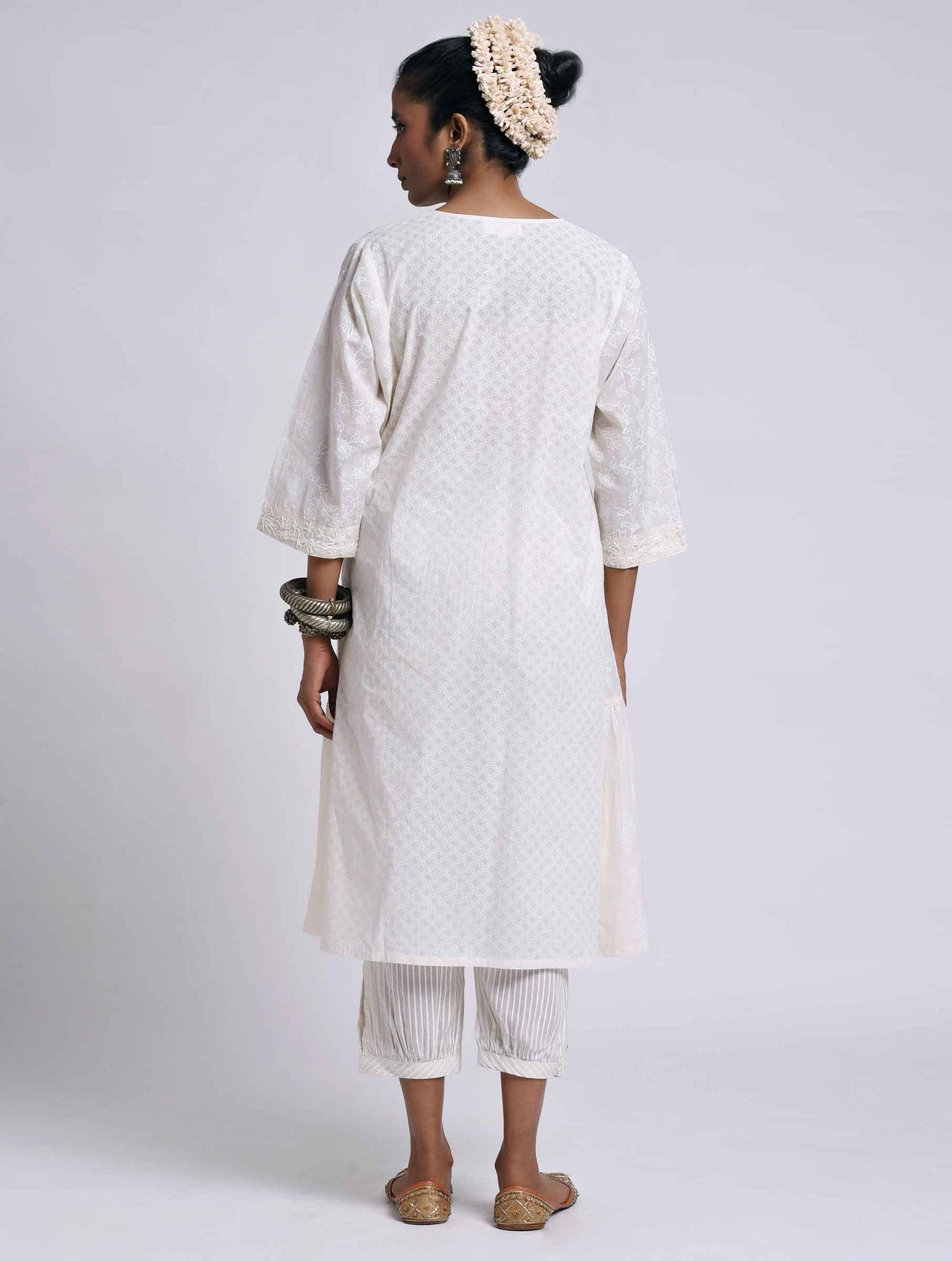 Meera Kurta