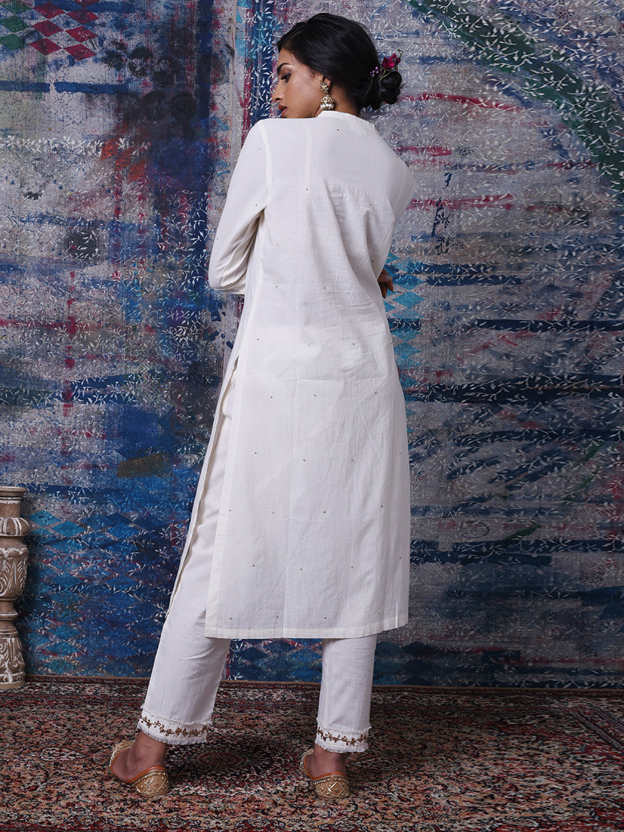 Ahjaza Straight Kurta, Pajama Set