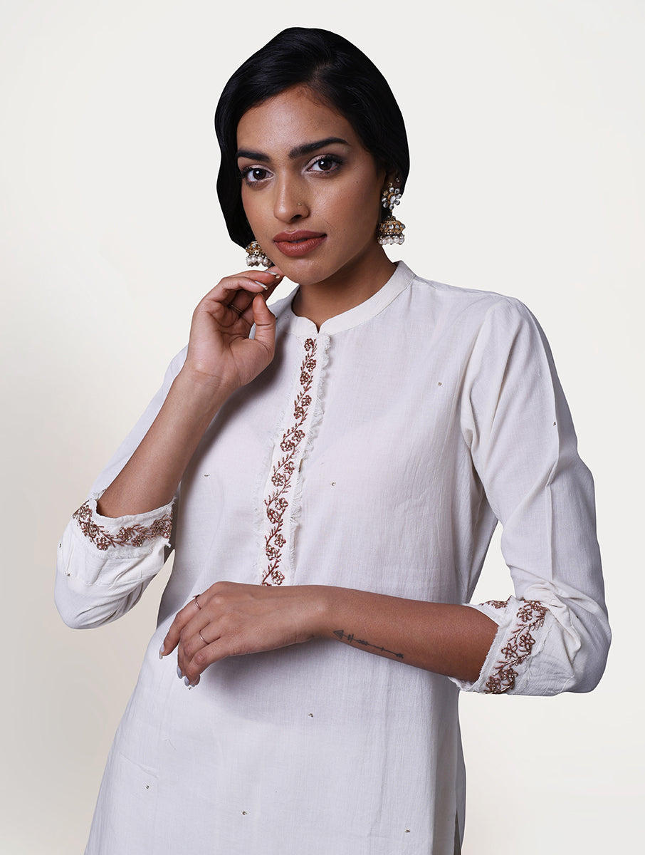 Ehjaza Collar Kurta