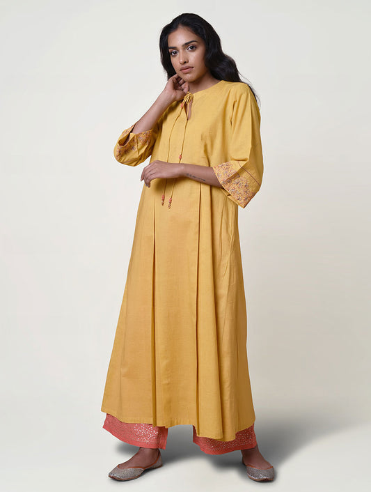 Tabeer Box Pleat Kurta