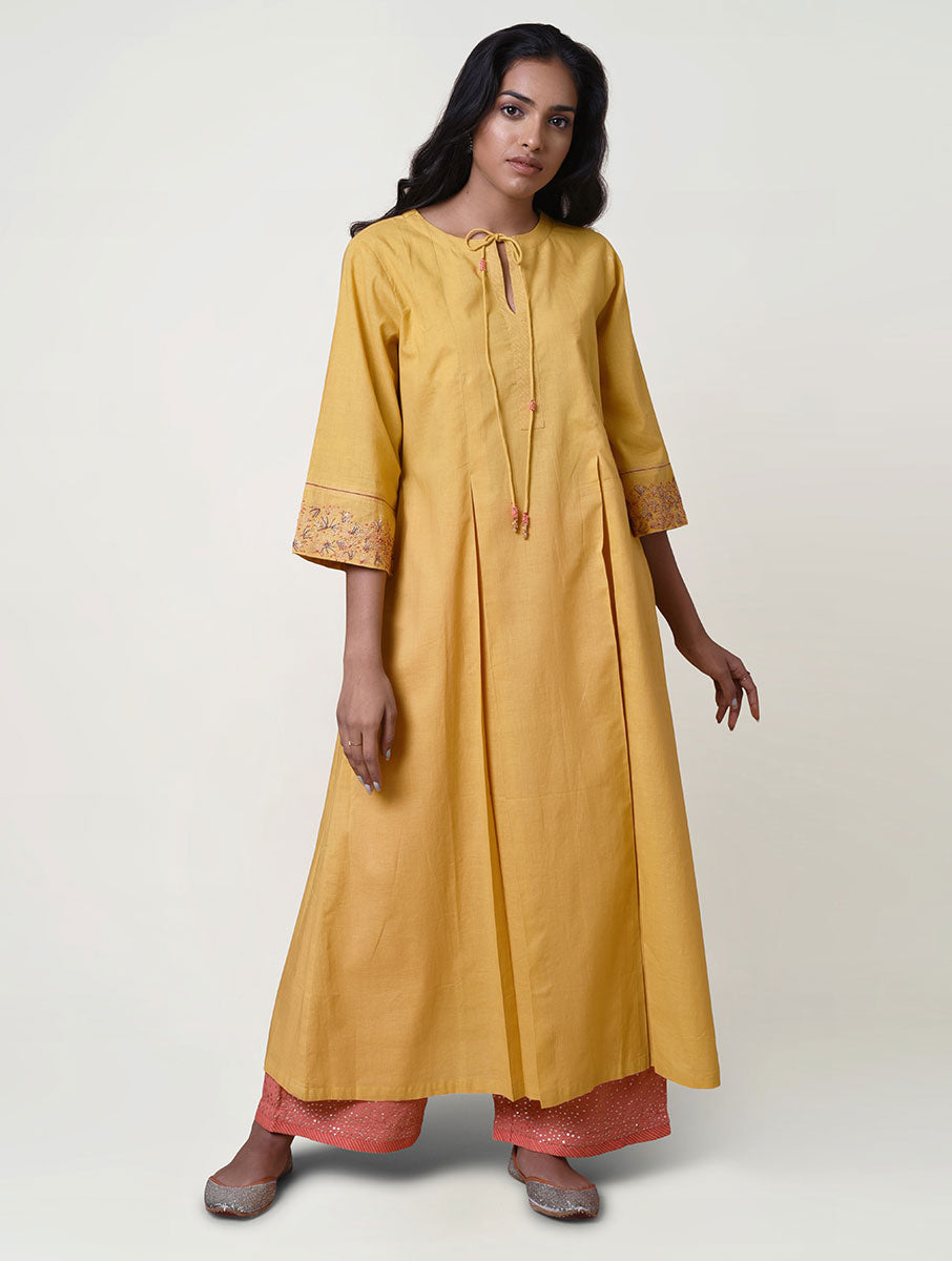 Tabeer Box Pleat Kurta