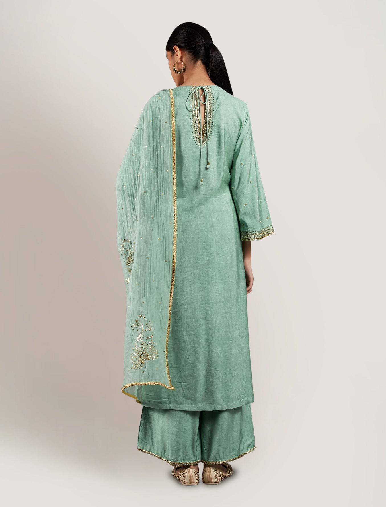 Noori - Boat Neck Kurta set