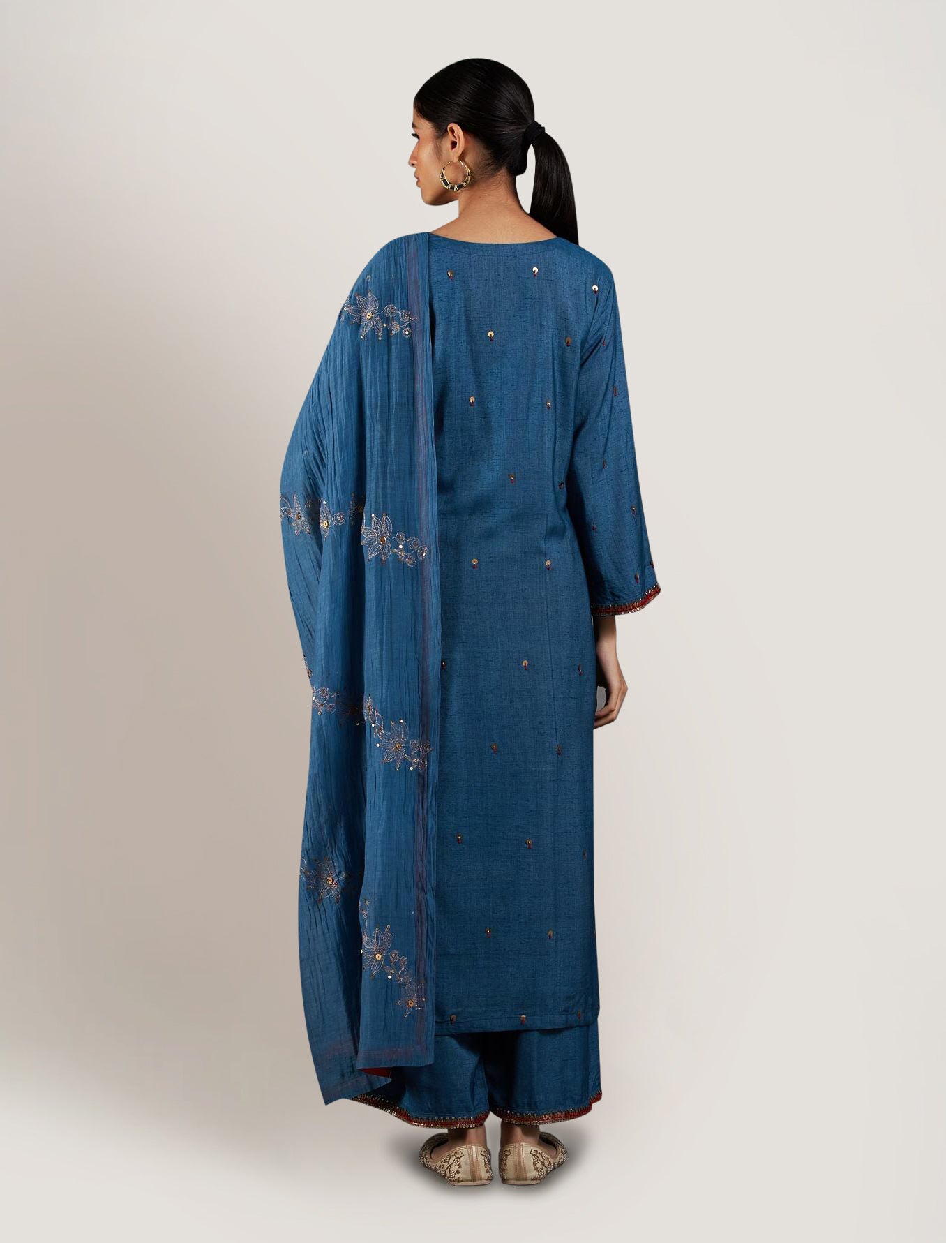 Noori - Round Neck Kurta set